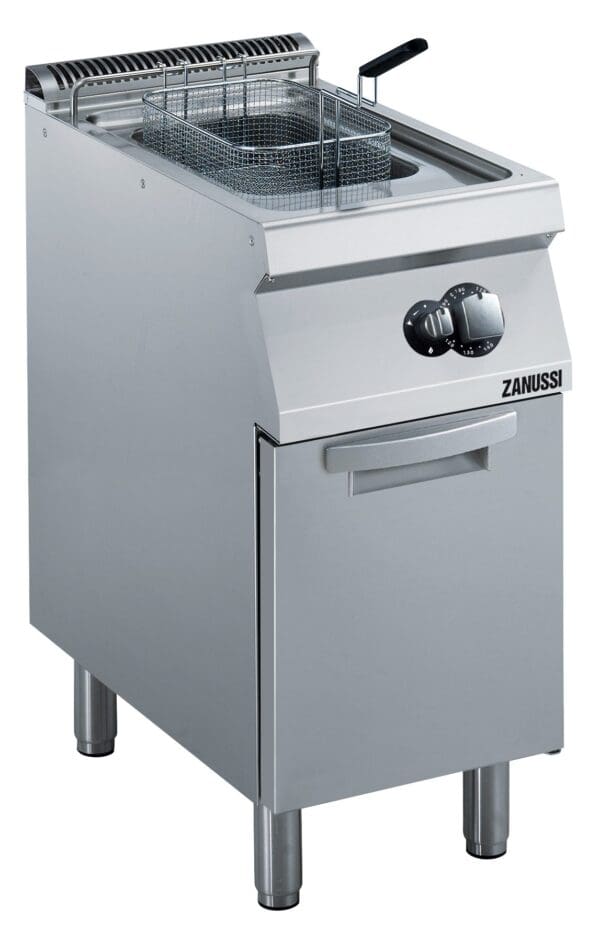 Zanussi Gas 400mm Single Well 15L Freestanding V-Shaped Deep Fryer